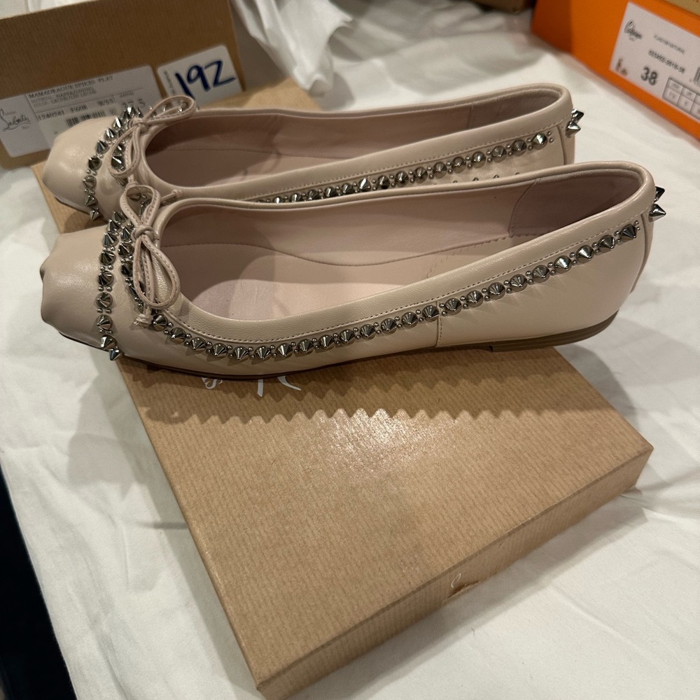 Christian Louboutin mamadrague spikes flat